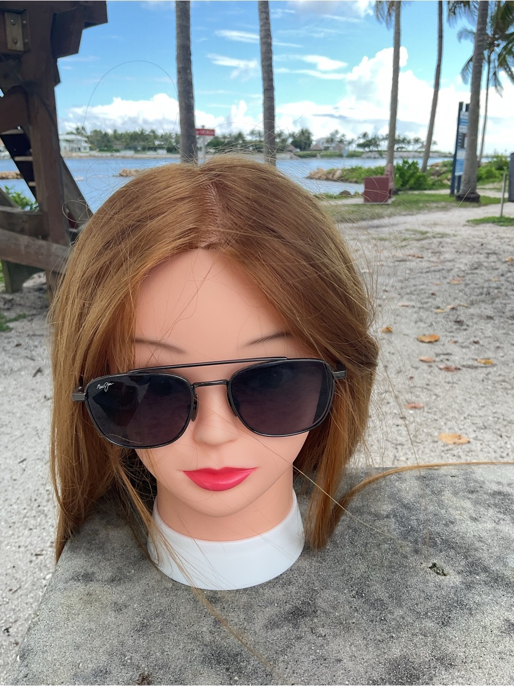 Maui Jim Black Gradient Lens Sunglasses
